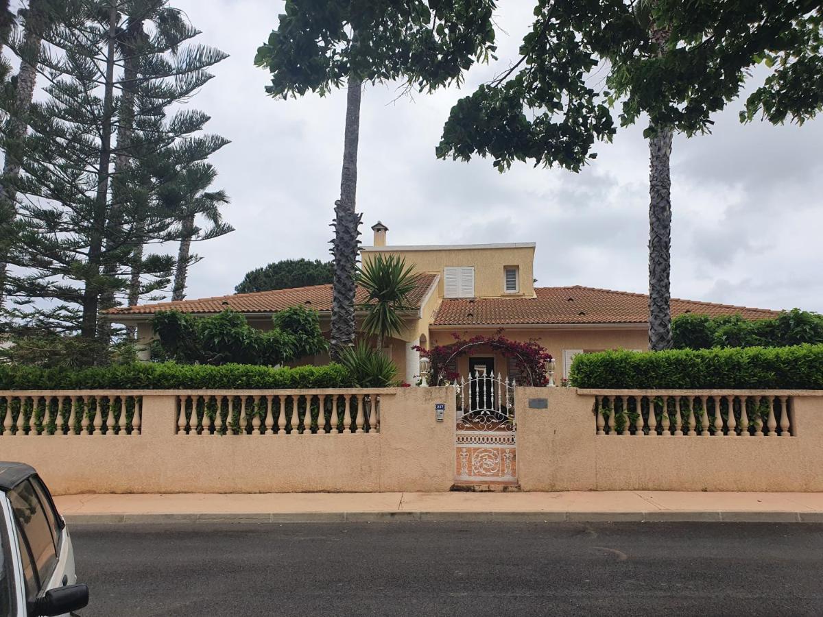 Villa Les Palmiers -Stretta Di I Mandarini Лучиана Екстериор снимка